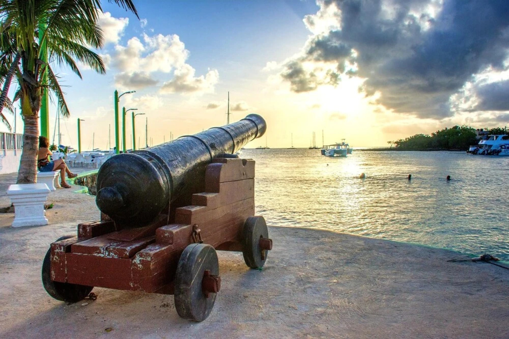 Apartment With one Bedroom in Bayahibe, With Shared Pool, Furnished Garden and Wifi - Near the Beach