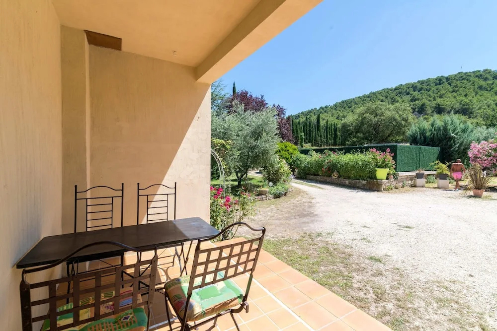 House With 3 Bedrooms in Oppède, With Wonderful Mountain View, Private
