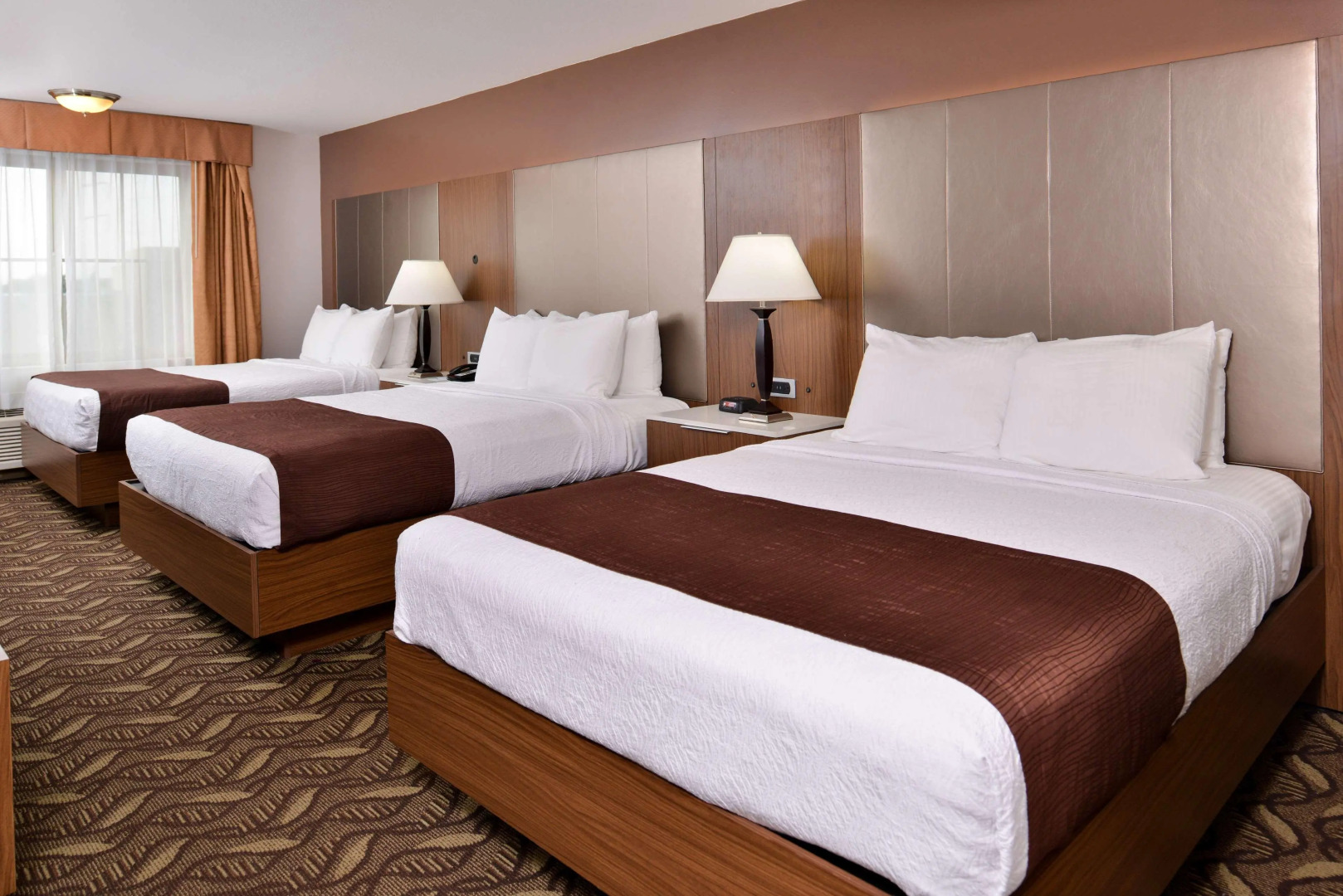 Best Western Airport Plaza Inn Hotel – Los Angeles LAX