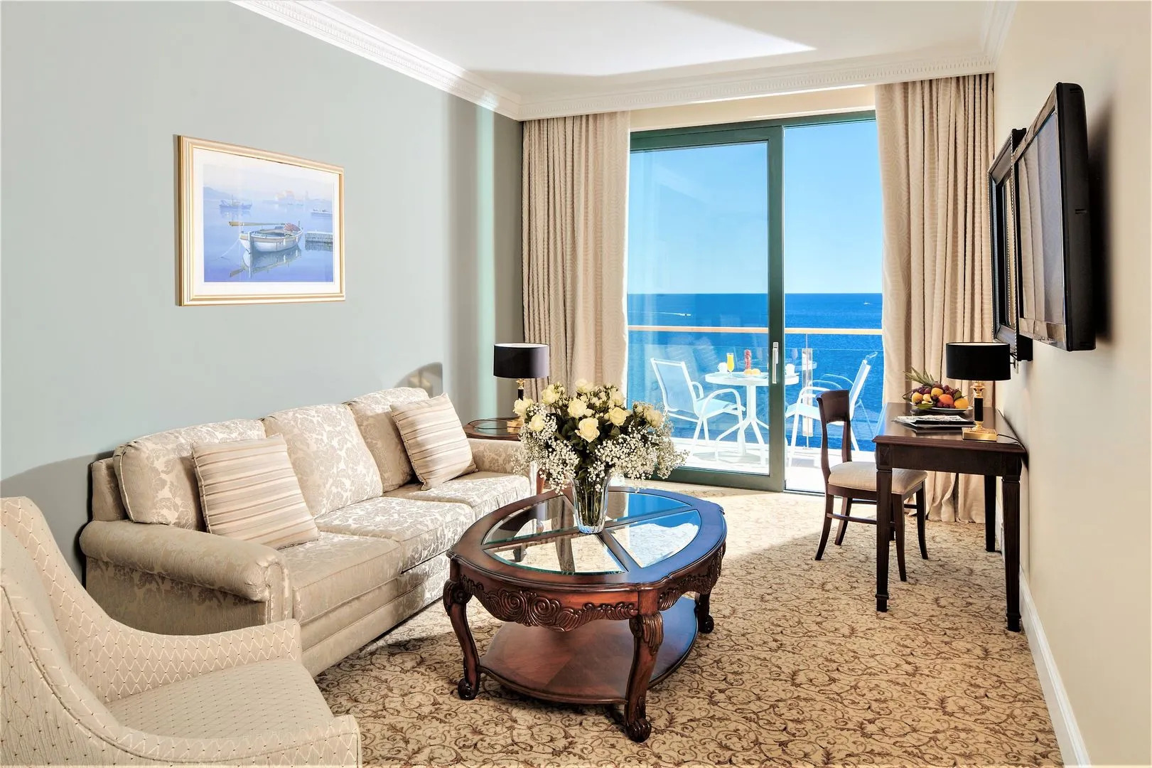 Royal Princess Hotel