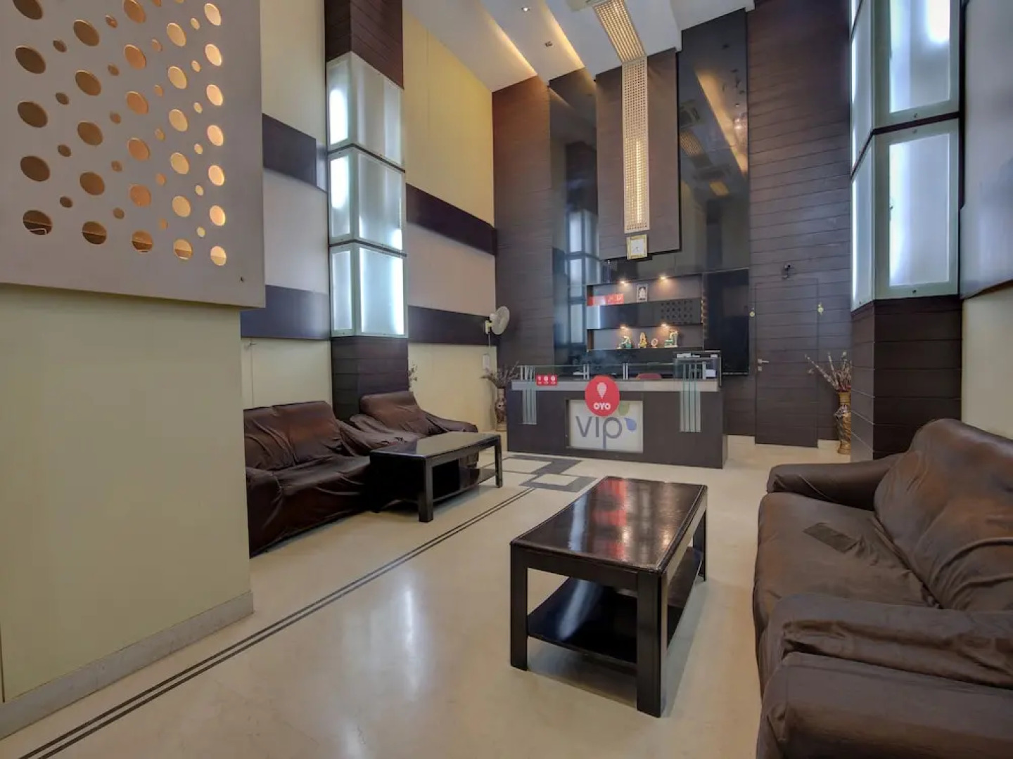 OYO 26196 Hotel Vip Regency