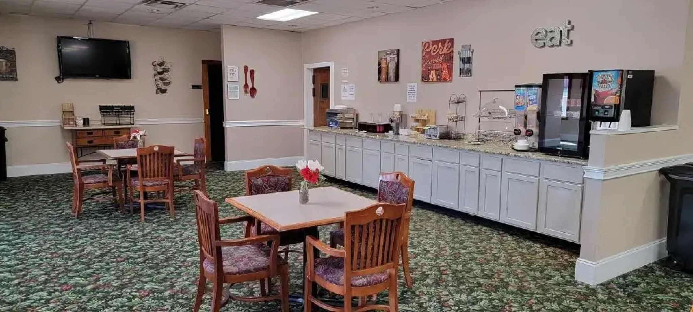 Ramada by Wyndham & Suites Warner Robins