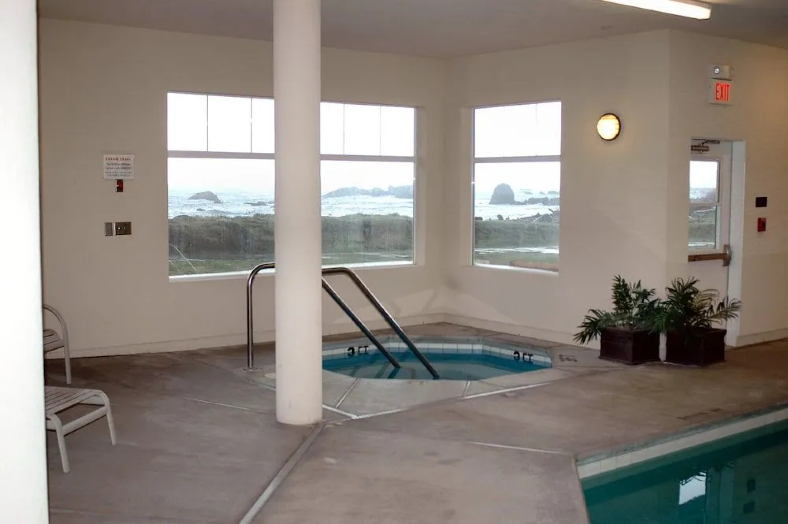 Hampton Inn & Suites Crescent Cty