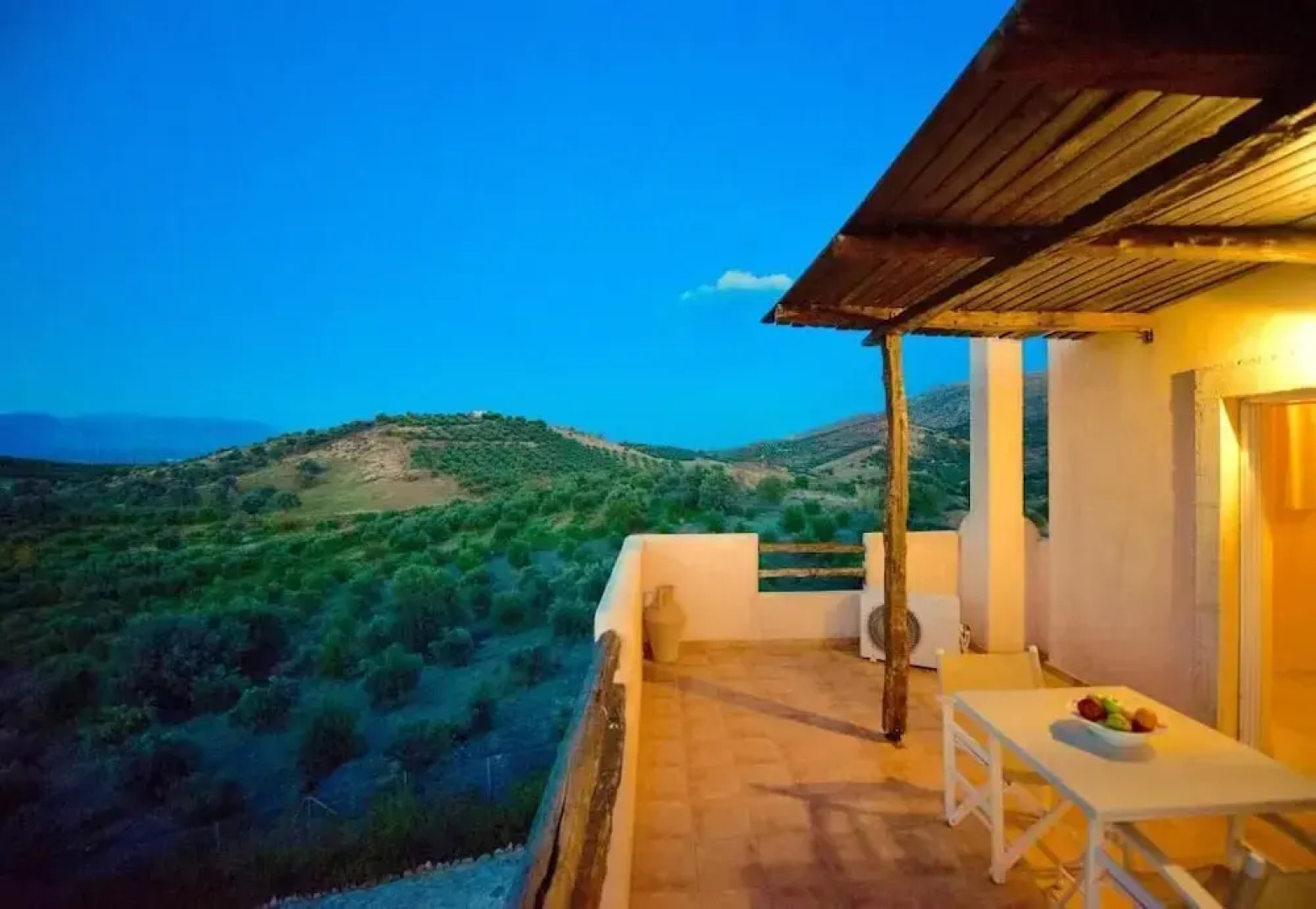 Myrsini Villa by LeaderStay