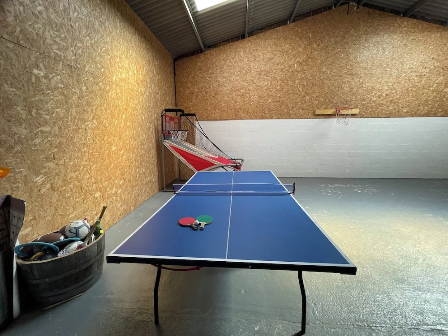 Acdc Glamping, Campervan , Caravan and Tent Resort