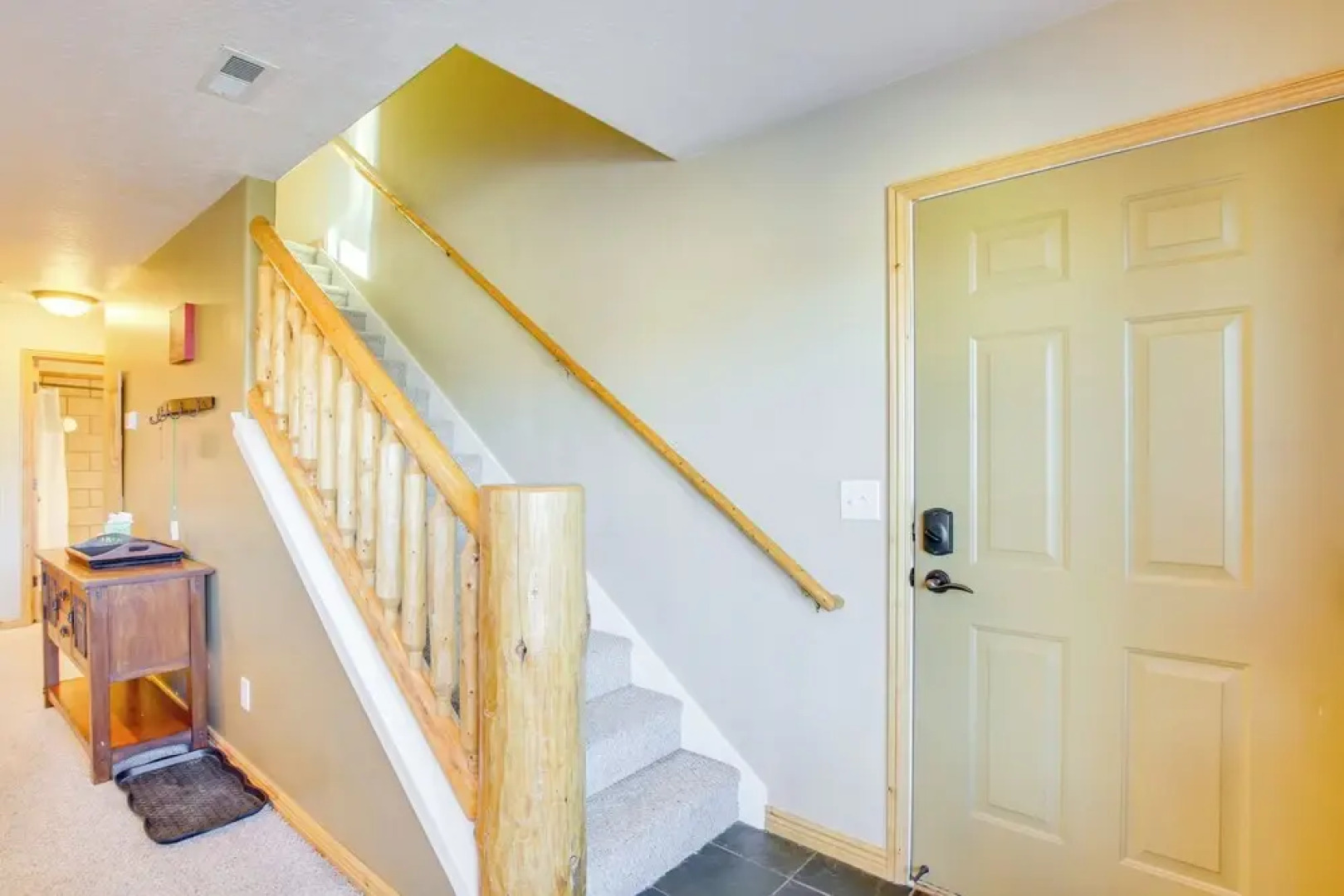 Mtn-view Gem Near Skiing & Golf in Eden!