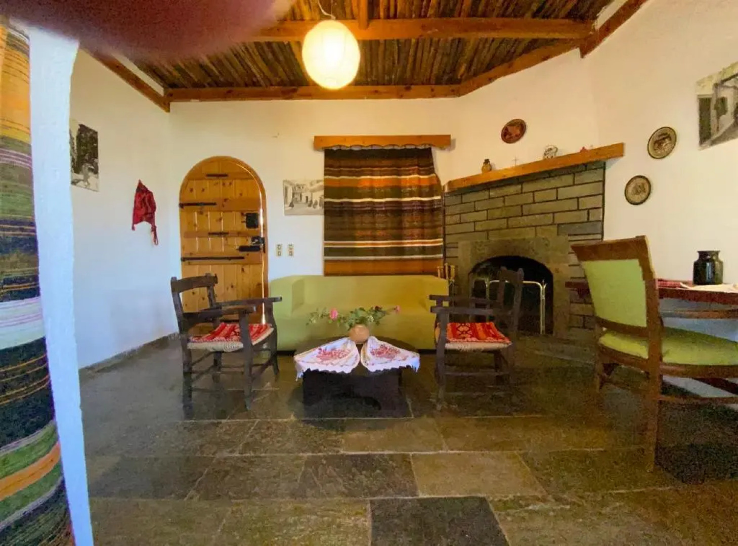 Villa Kamari-Cretan style apartment
