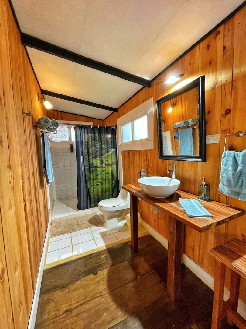 Reventazon River Mountain Lodge