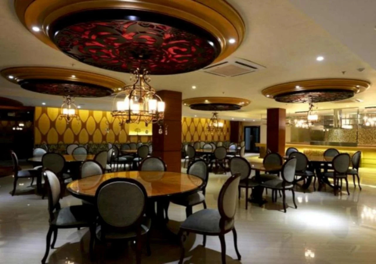 Sutan Raja Hotel And Convention Centre