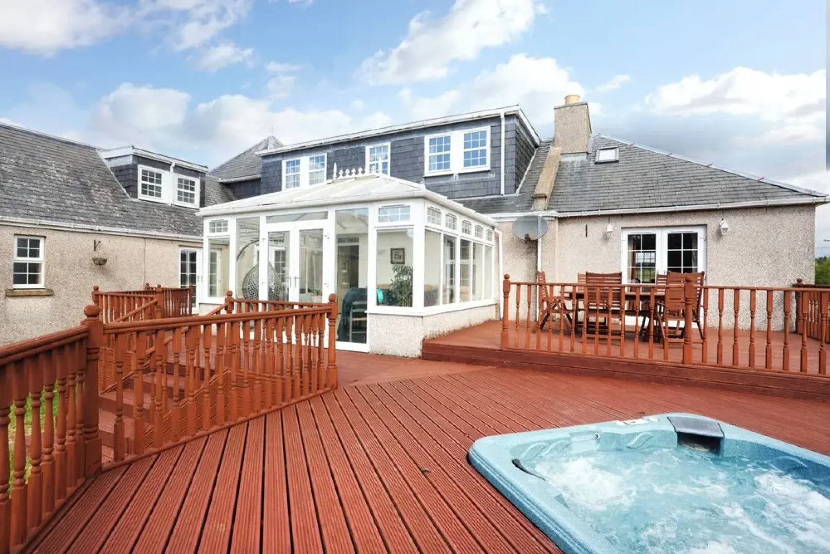 Greenknowes Entire Private Estate