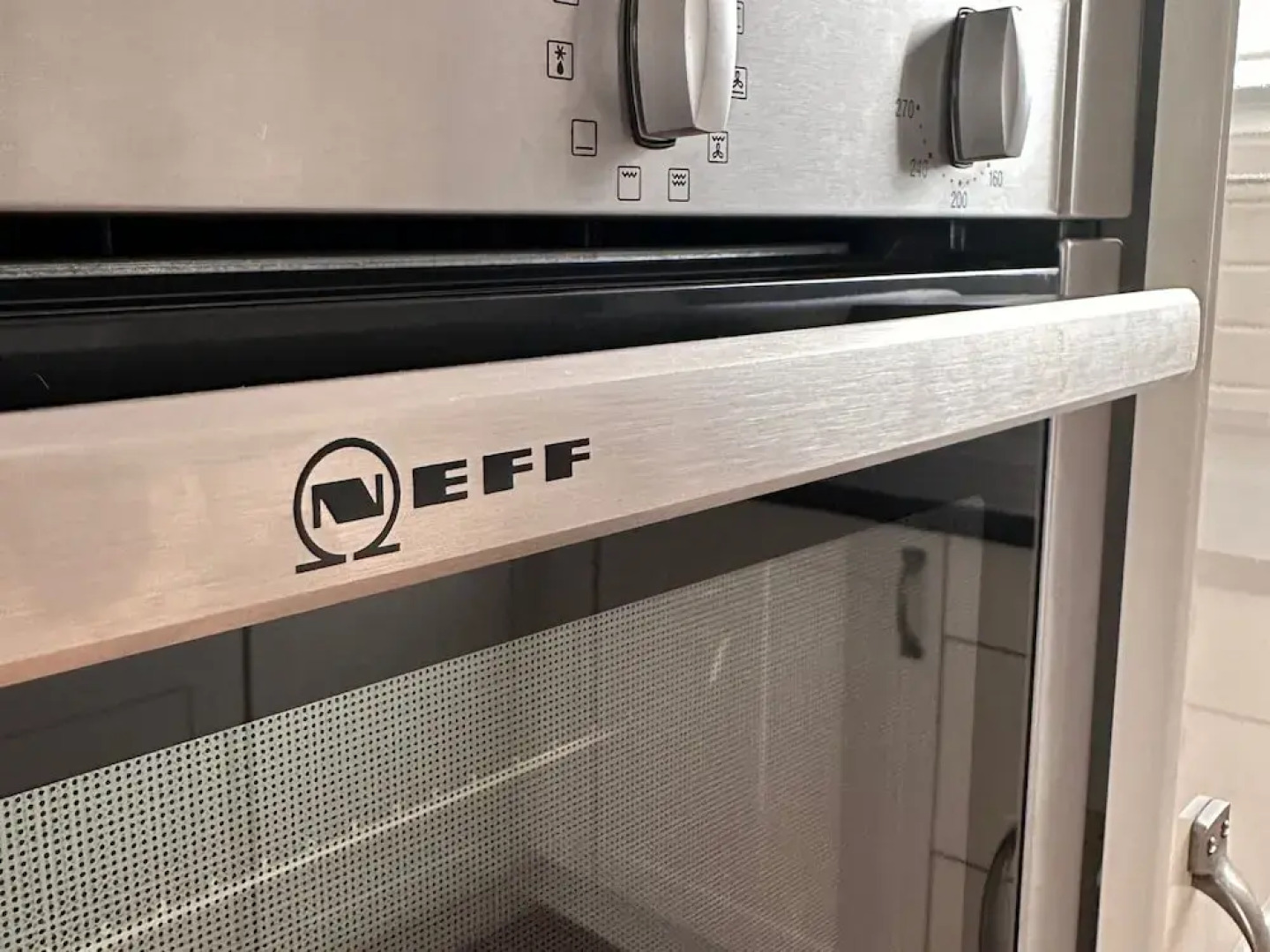 Cozy Apartment With Fireplace and Balcony