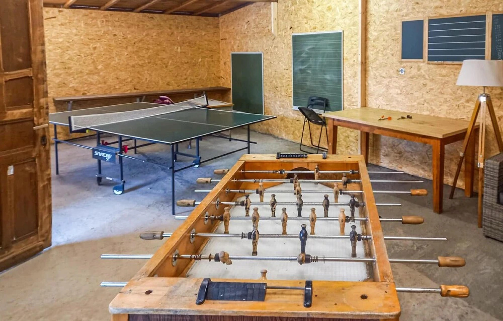 Stunning Home in Ferrières With Wifi and 6 Bedrooms