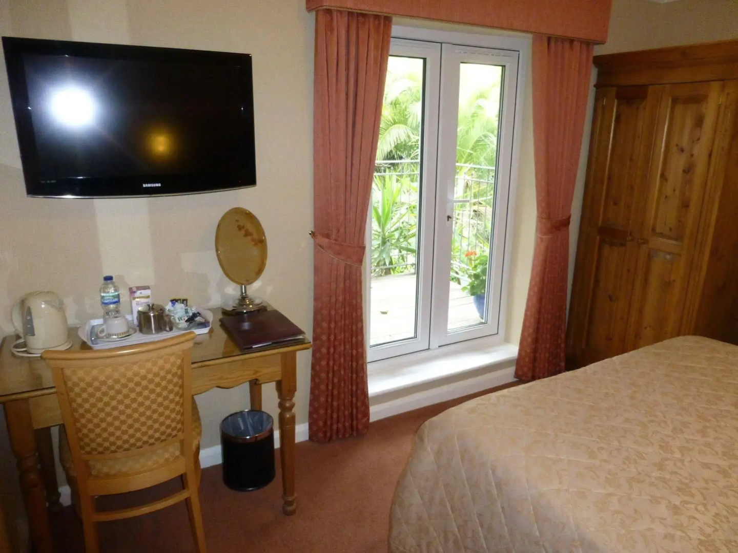 Summerhill Hotel