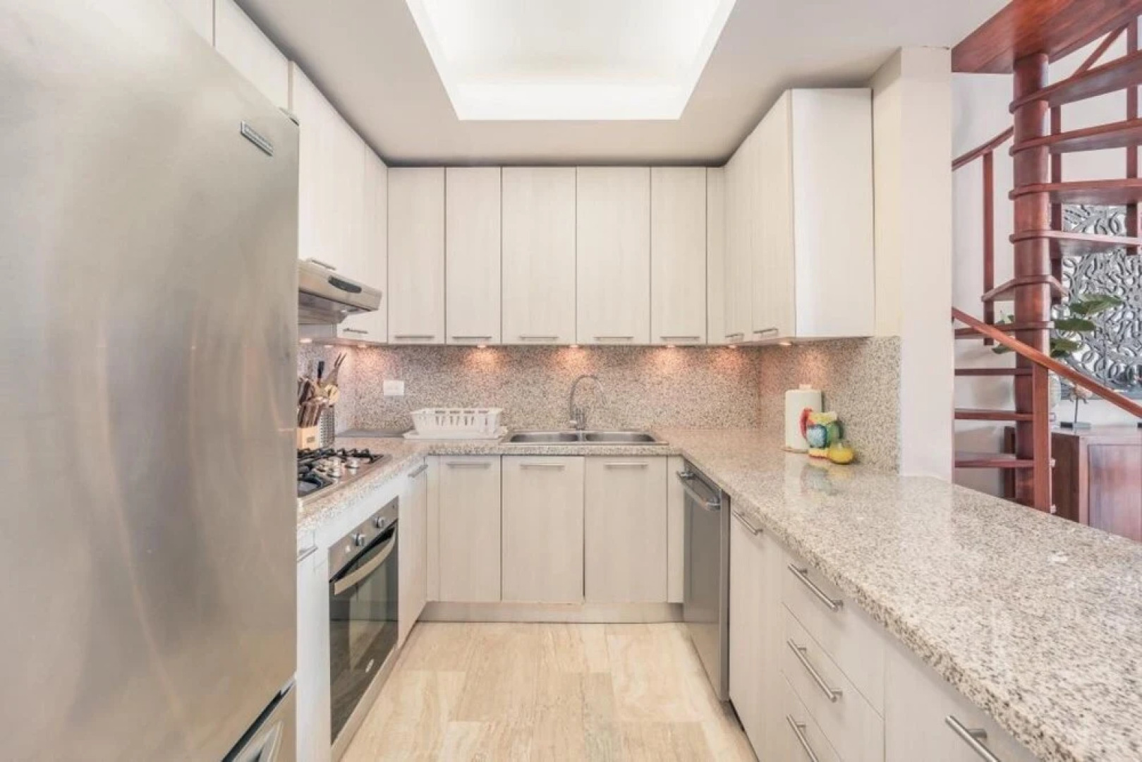 Outstanding El Portillo 2BR Apt