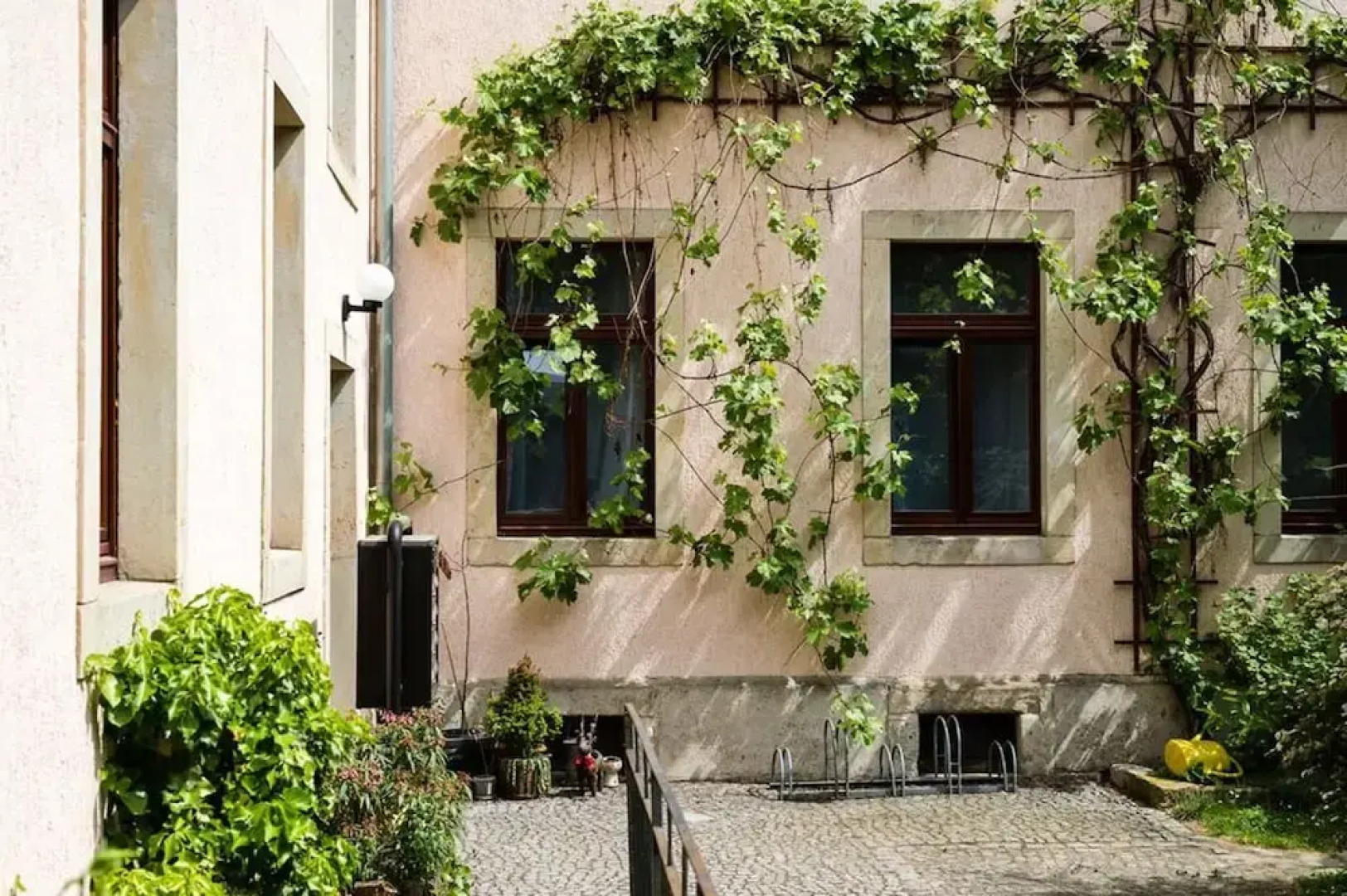 Pension an der Pillnitzer Schlossfaehre