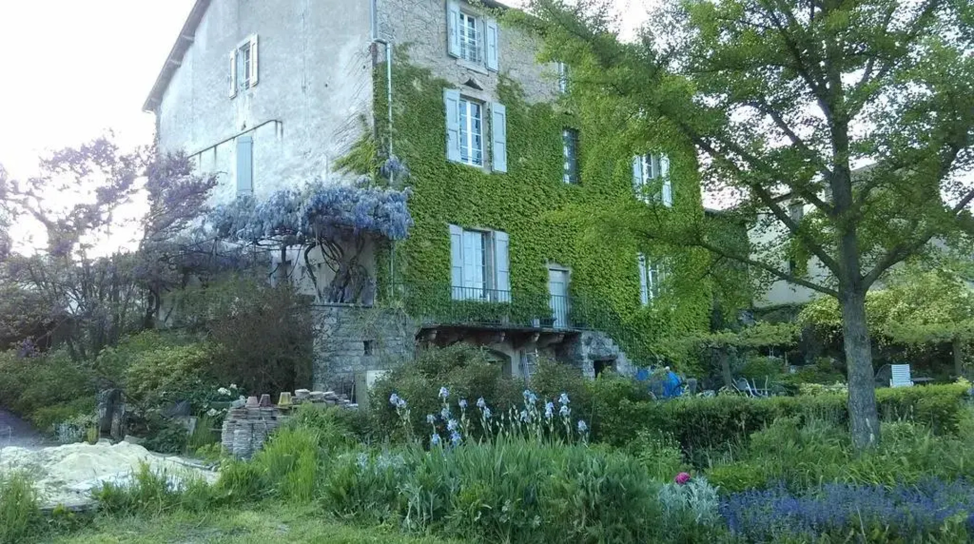 Les Chambres De L'antiquaire