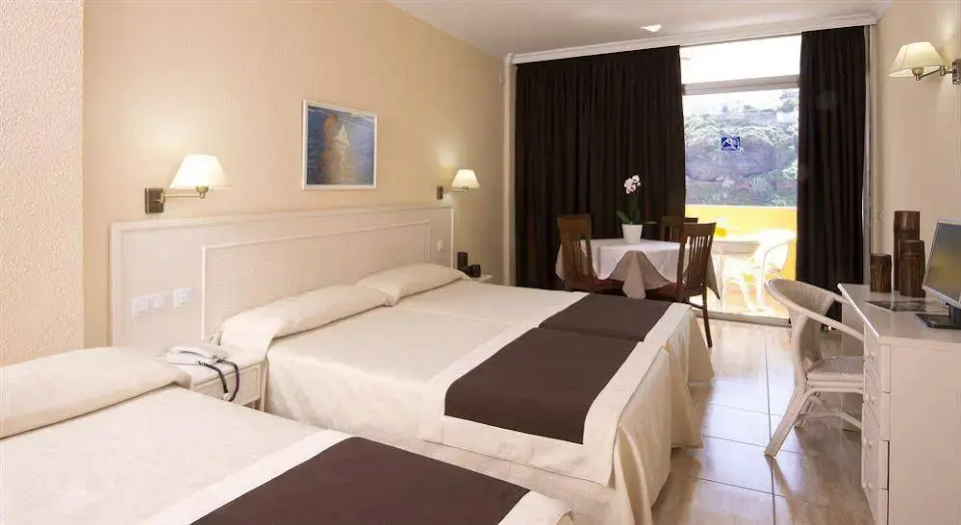 Elegance Palmeras Playa