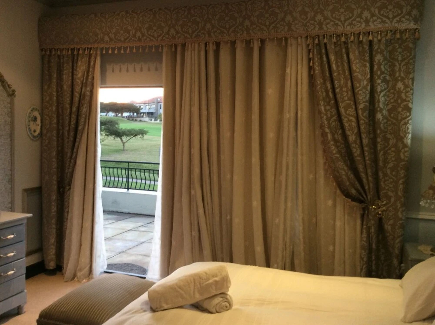 Gallimore Guest Lodge