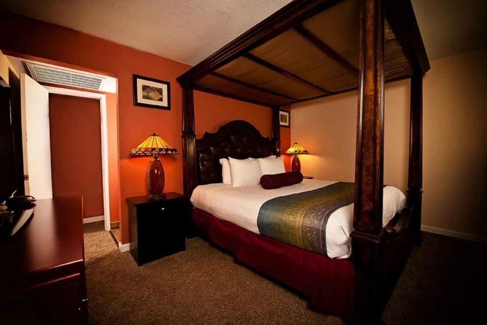 Flippers Holiday Village