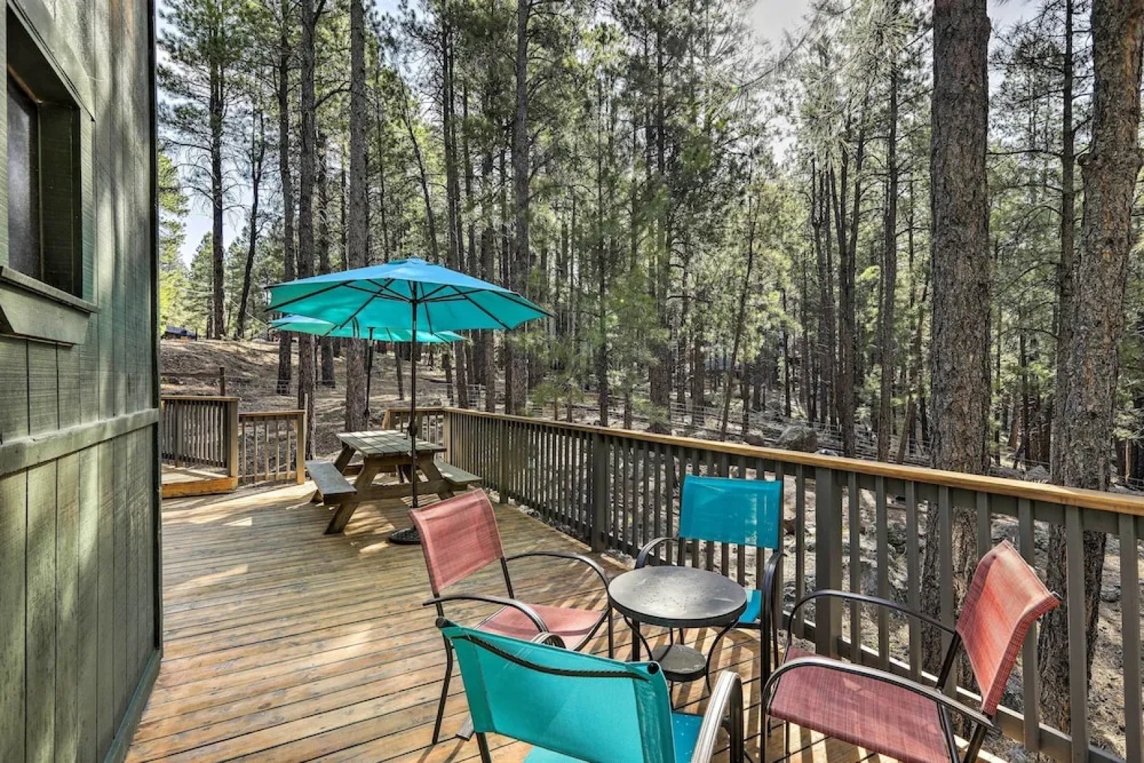 Woodsy Flagstaff Hideaway w/ Deck + Sunroom!