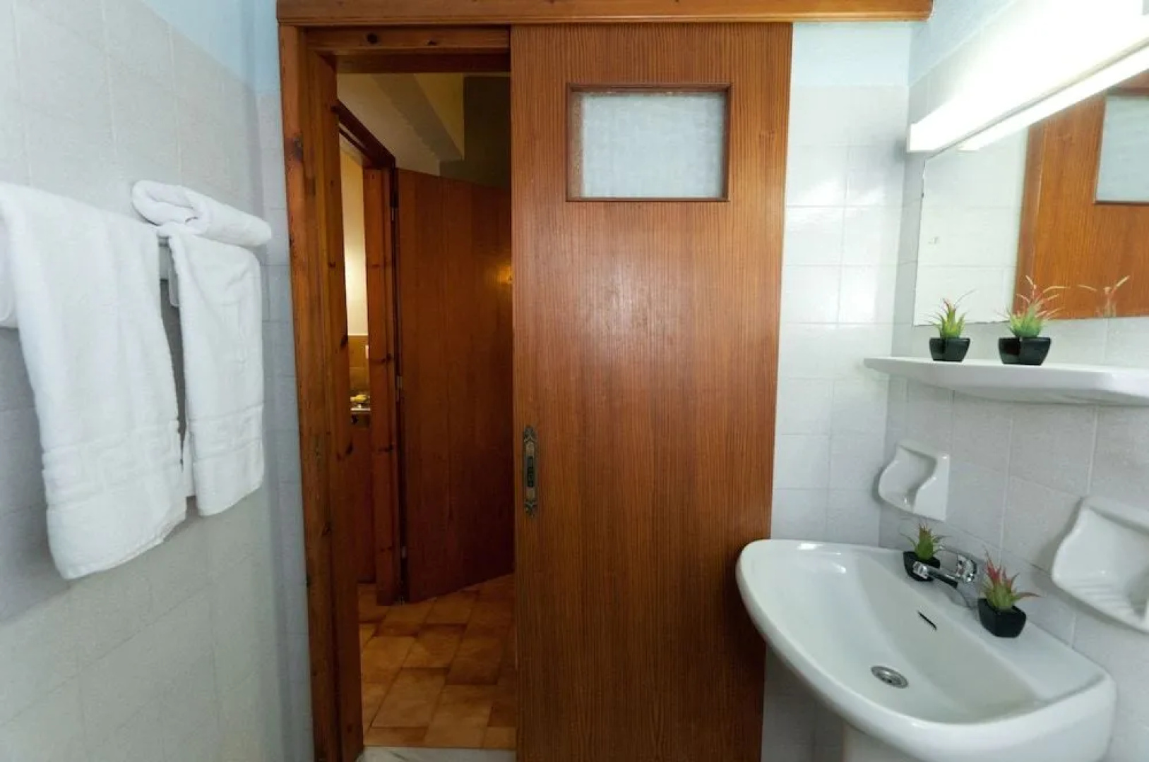 Varouxakis Hotel