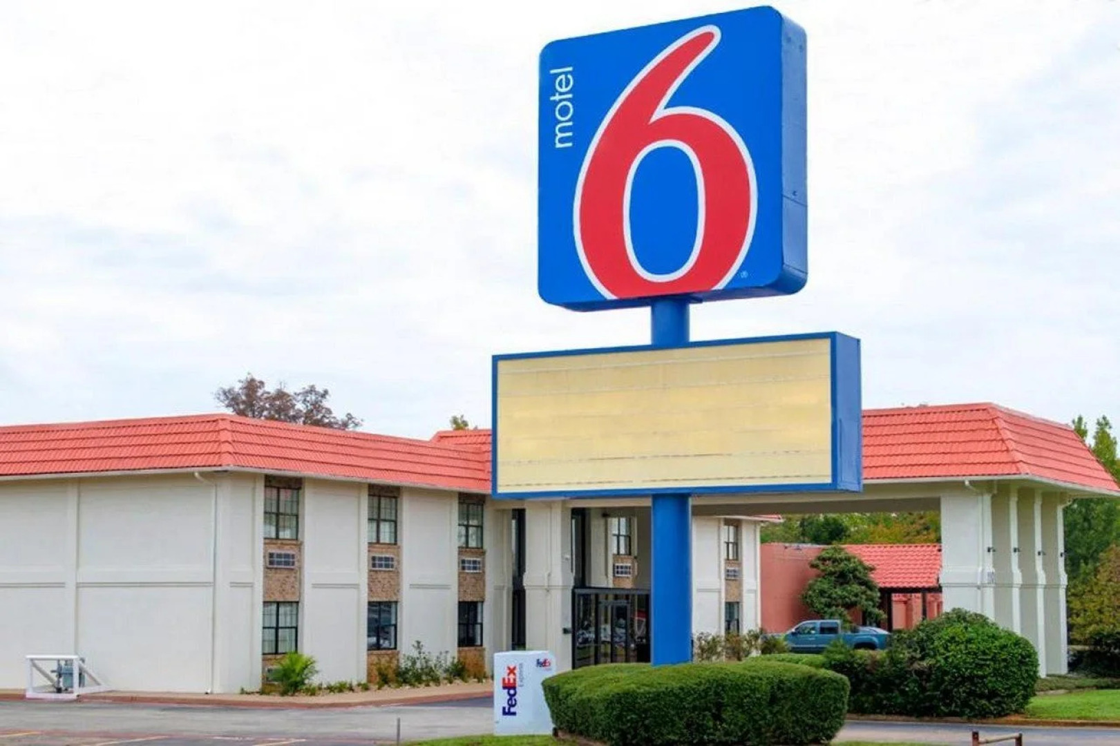 Motel 6 Palestine, TX