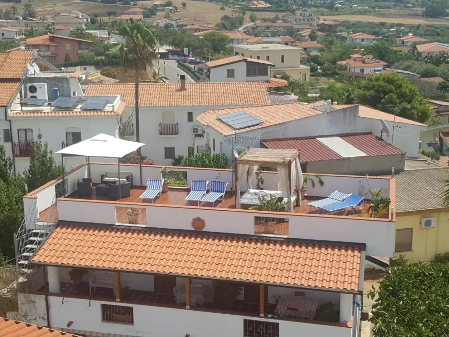 Graceland rooms and suites