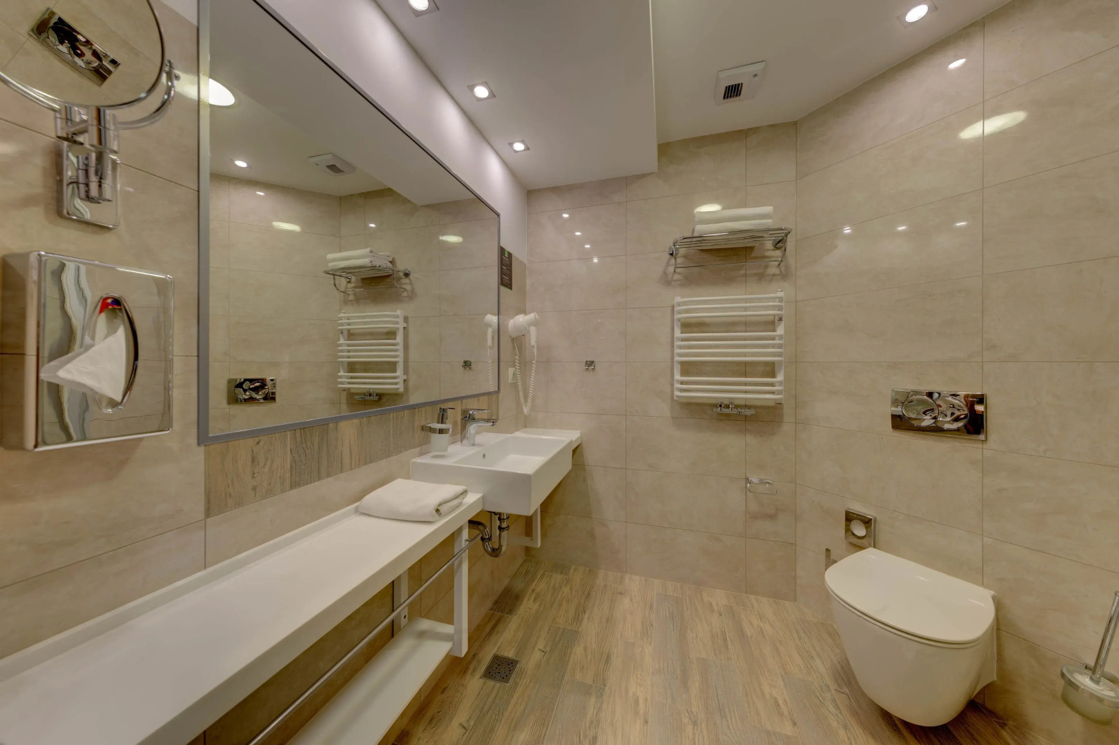 Mineral Hotel Malinowy Raj