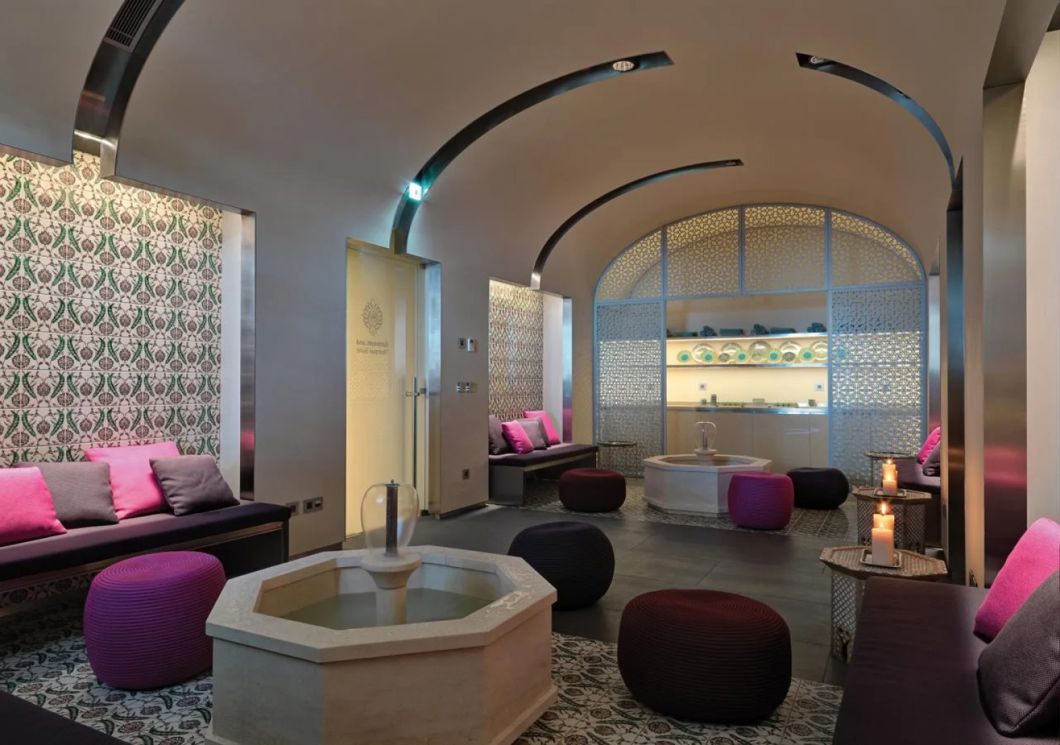 Отель Al Bustan