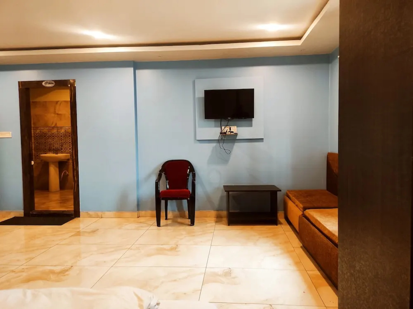 Hotel Bhagwani Palace by OYO Rooms