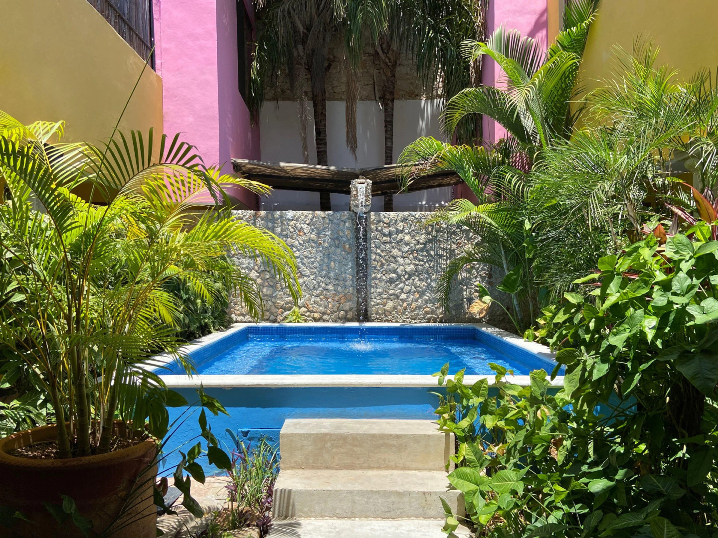 Art 57 Hotel - Adults Only