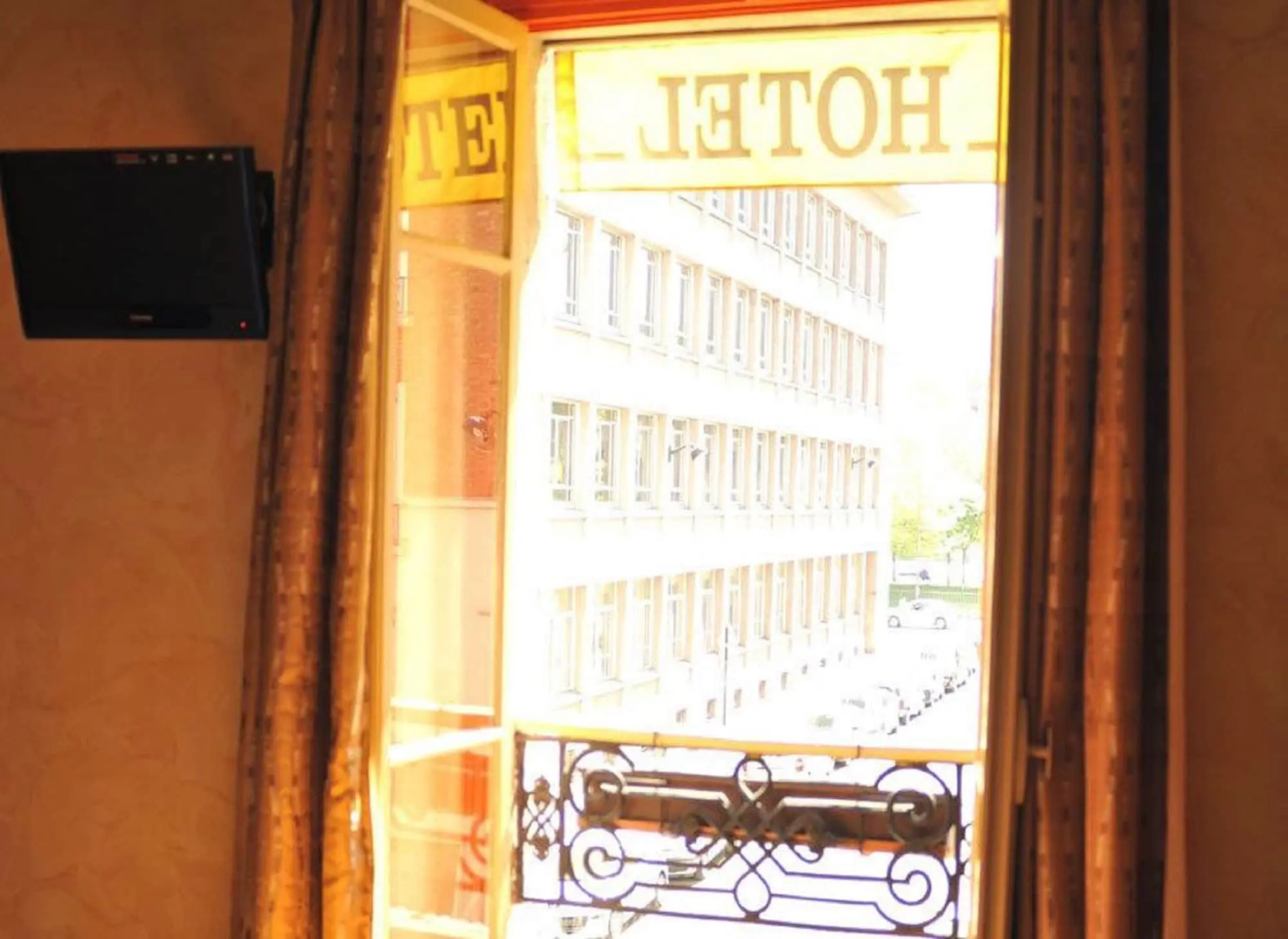 Hôtel Léonard de Vinci II