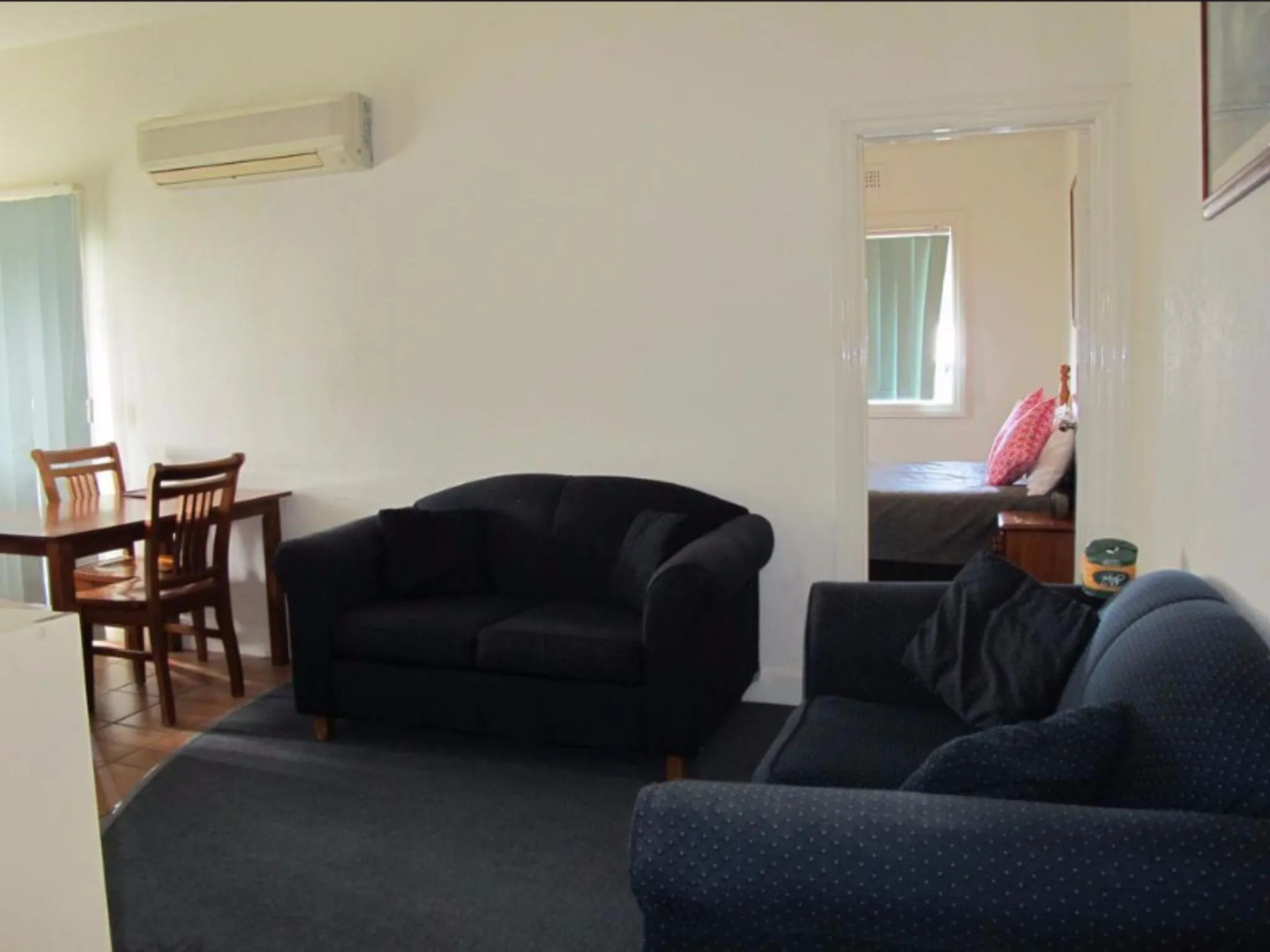 Hampton Court Apartments