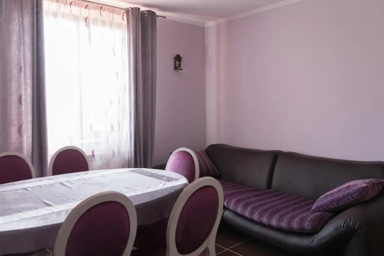 Semeyny Guest House
