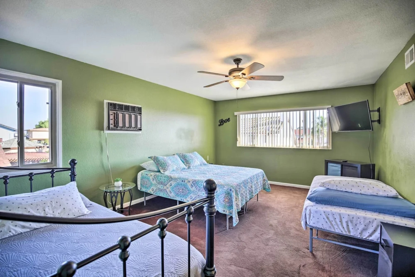 'breeze By the Pool' Chula Vista Home w/ Game Room