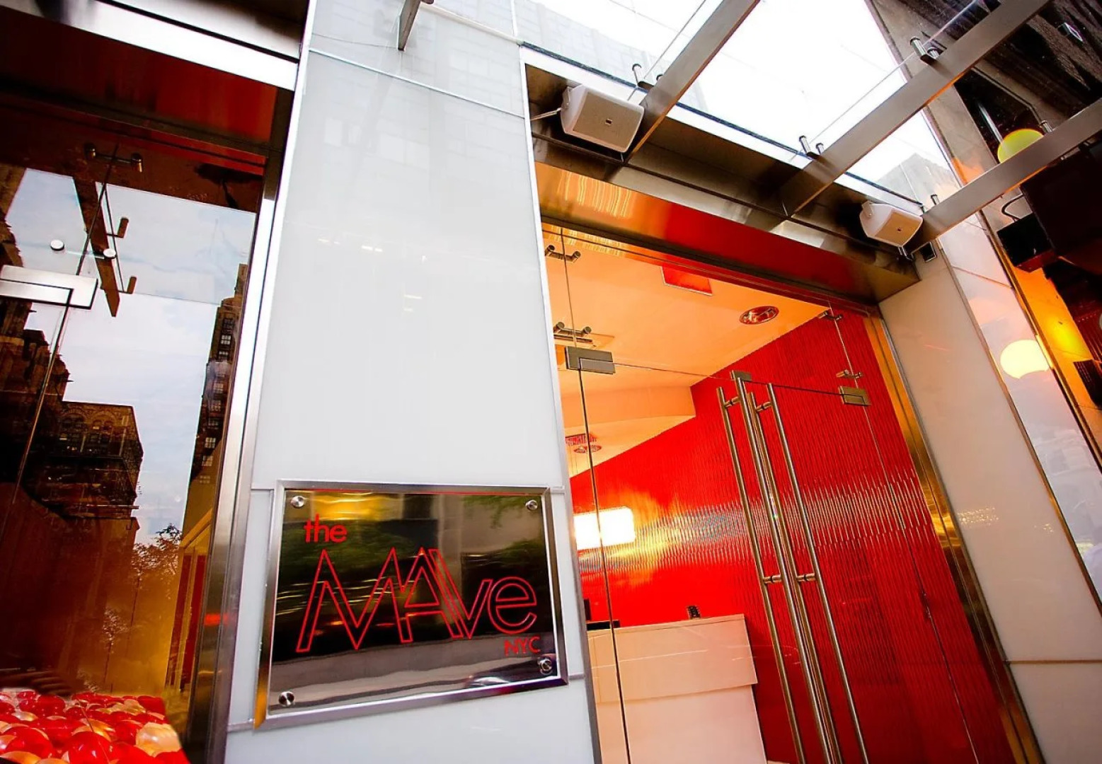 Hotel 27 by LuxUrban