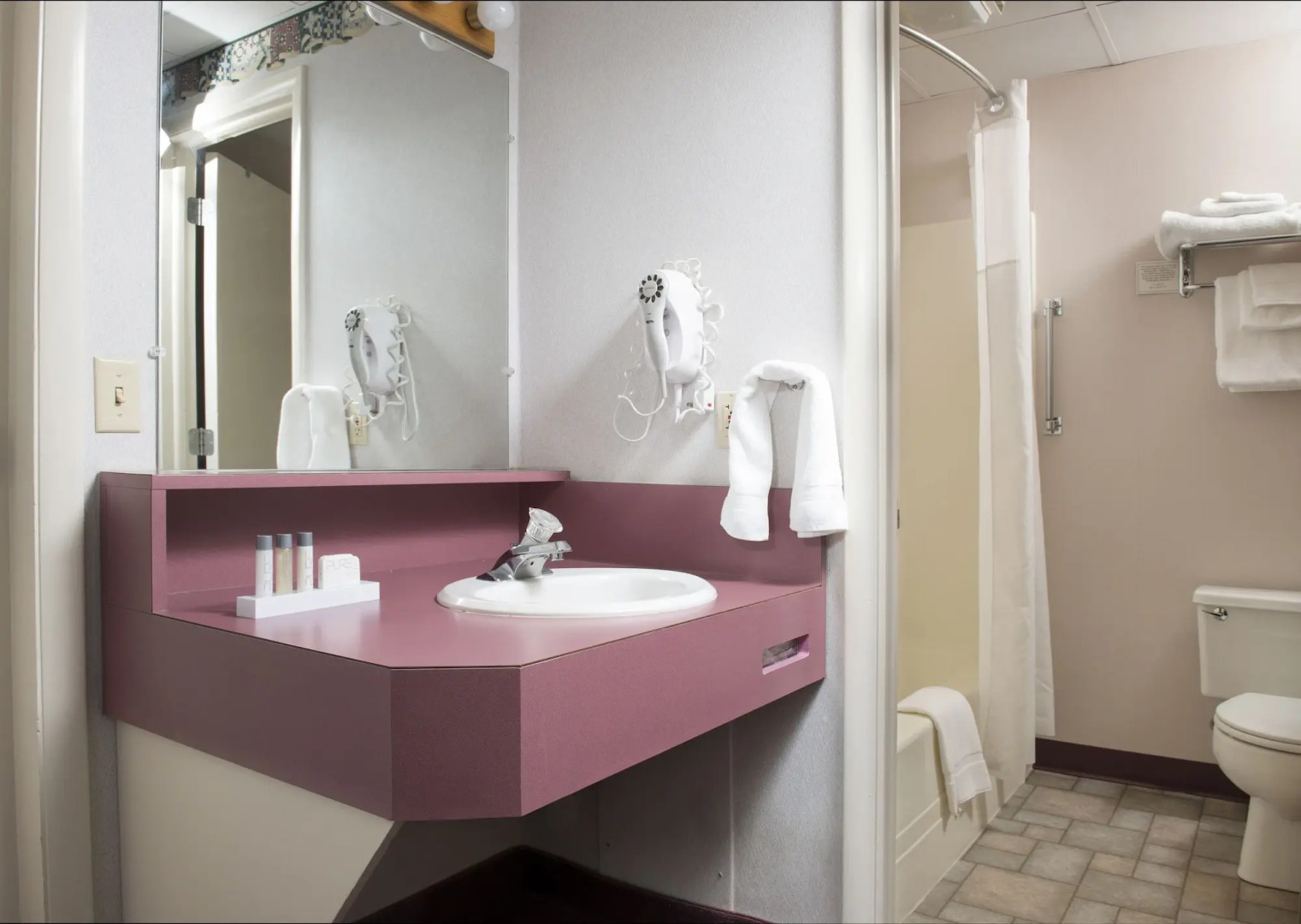 Bird in Hand Family Inn