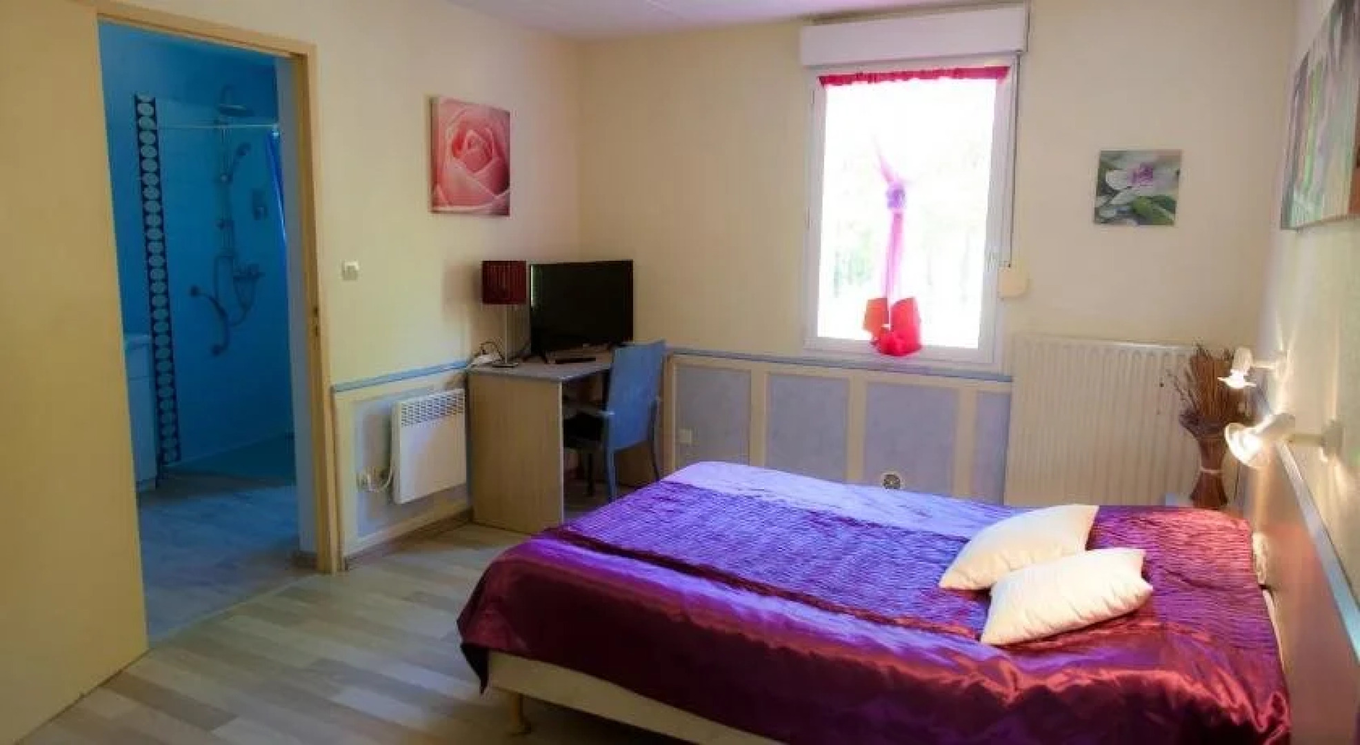 Hôtel Restaurant Les Lavandins