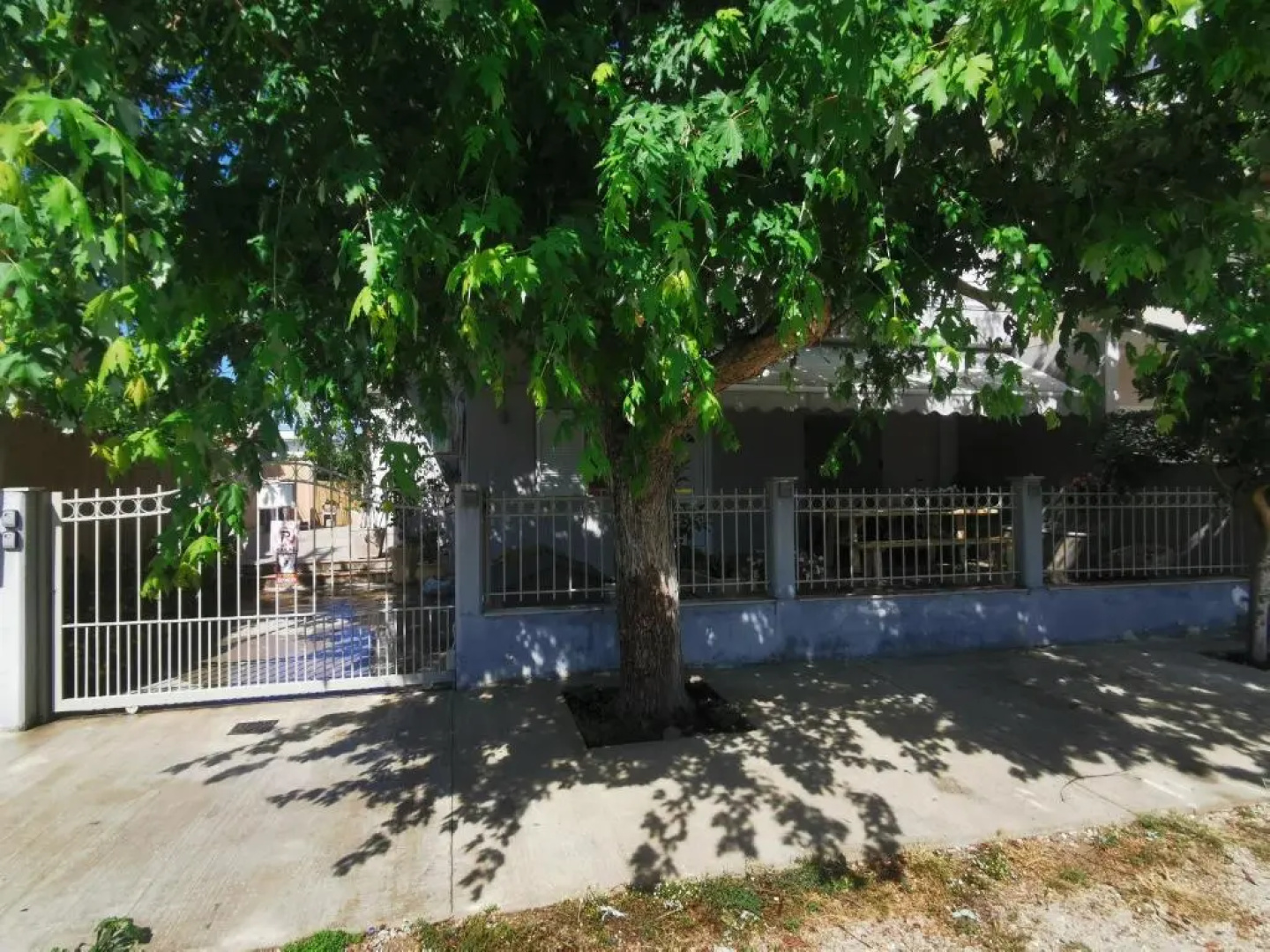 Comfy Kourouta Apartment & Suite