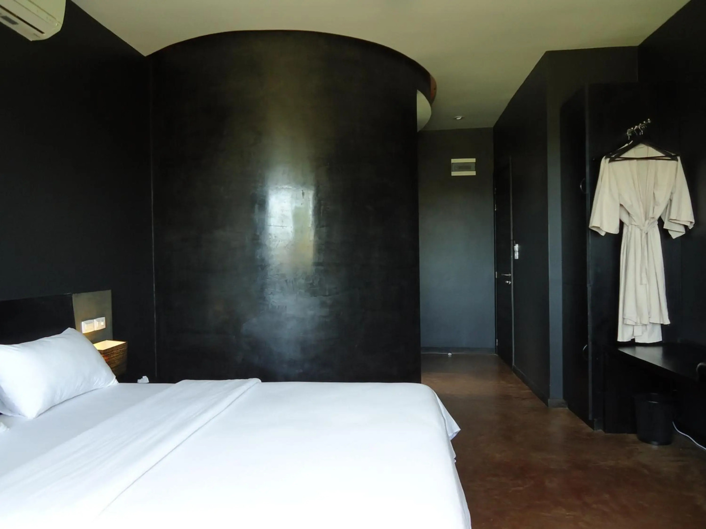 MEN's Resort & Spa