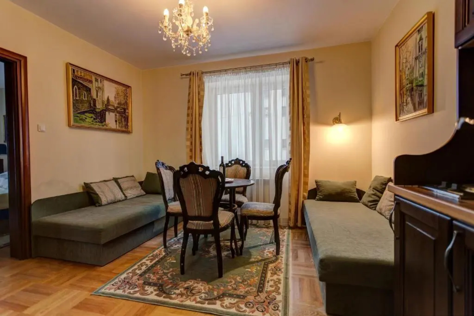 Willa Lubicz Apartamenty Rodzinne w Krynicy Zdroju