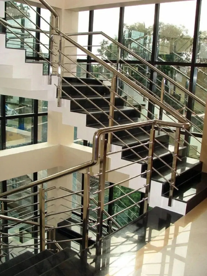 Hotel Hilltop International