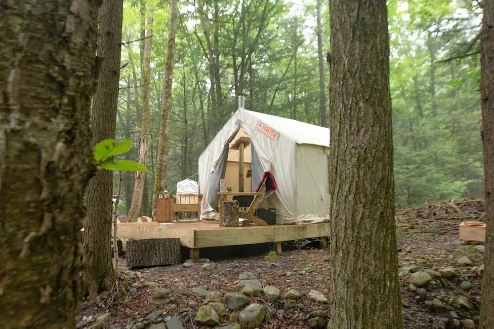 Tentrr - Brookside at Camp Relevé