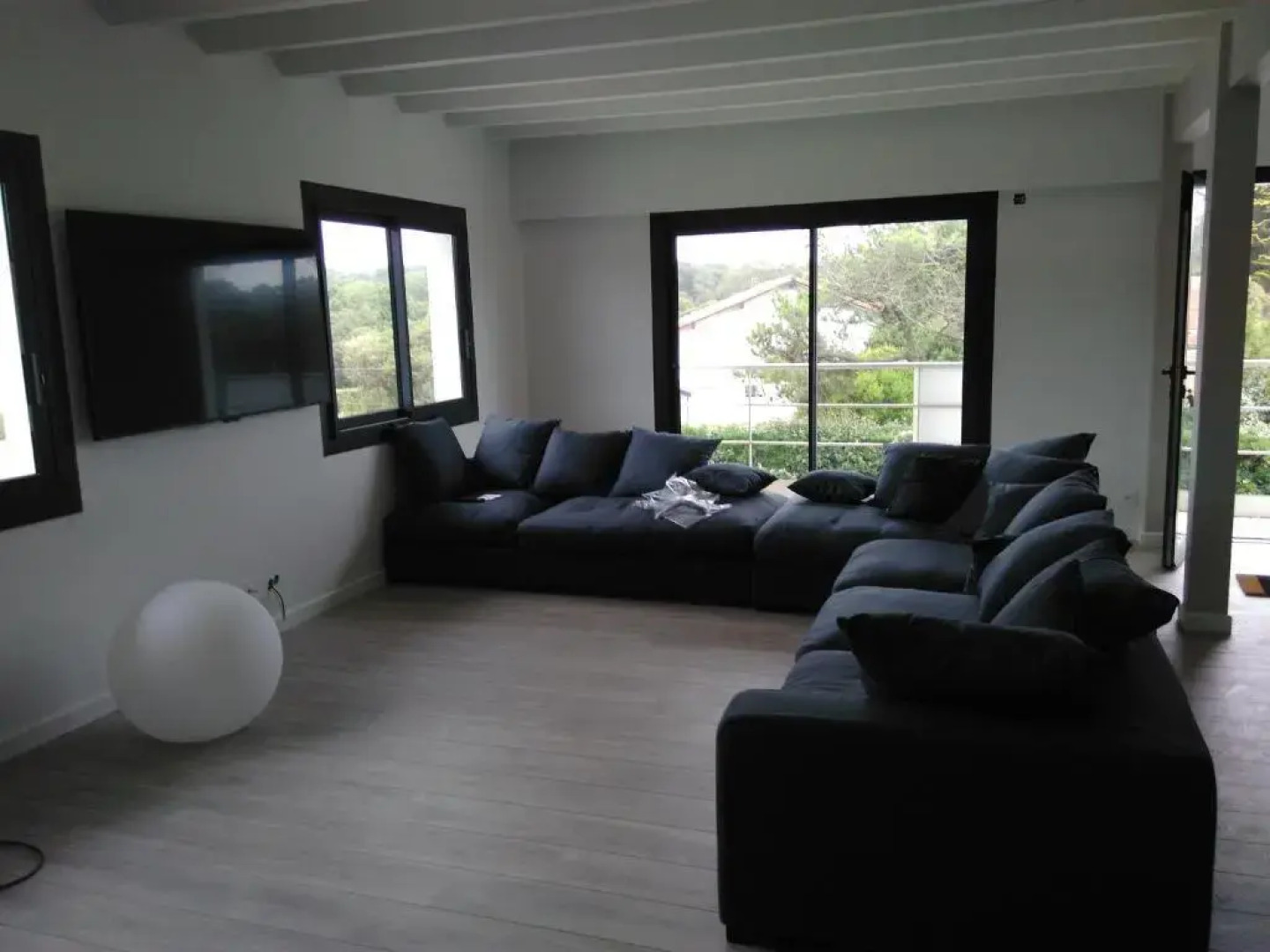 Surf House Les Estas