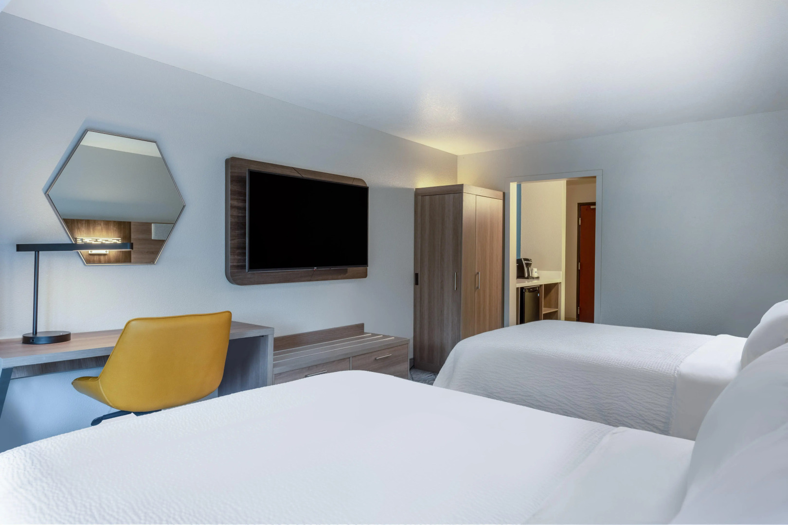 Holiday Inn Express Portland SE- Clackamas Area by IHG