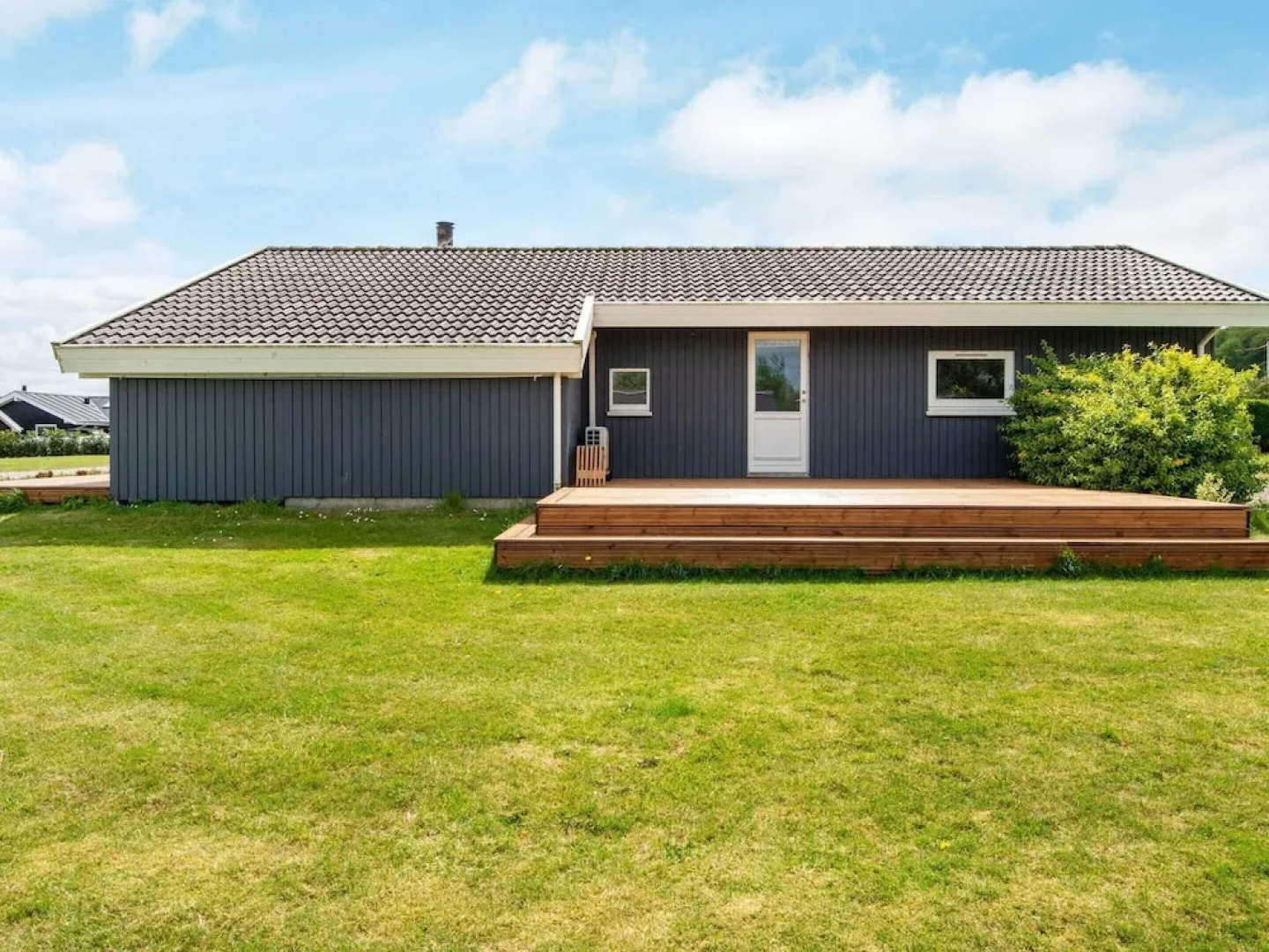 8 Person Holiday Home in Sjolund-by Traum