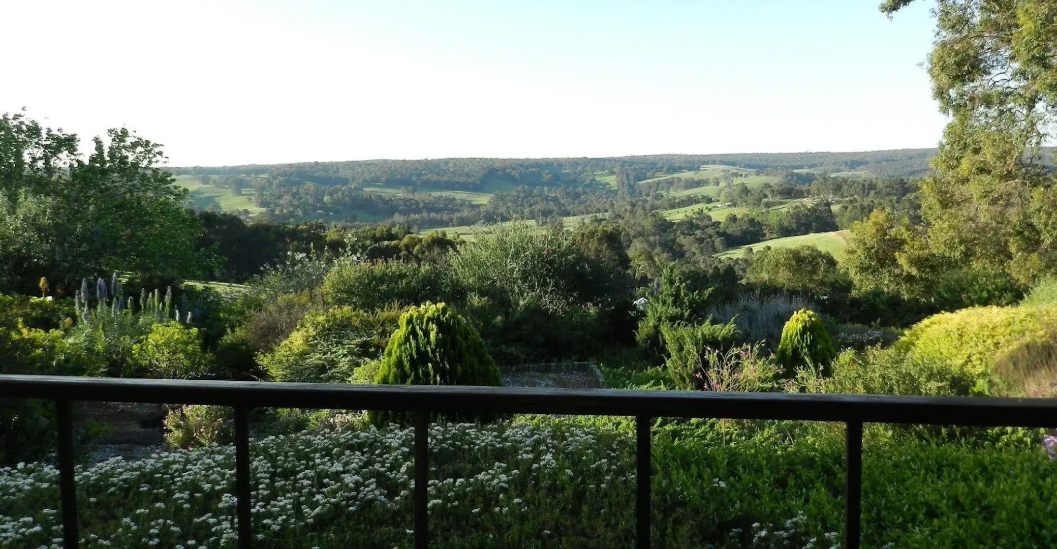 Shambhala Guesthouse