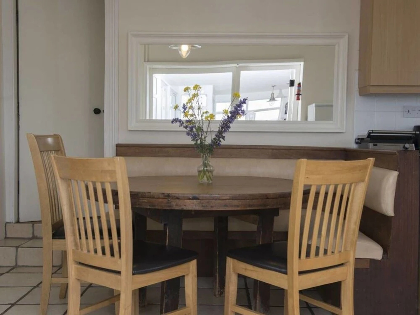 Stunning Cottage on the Beach Portnoo, Narin