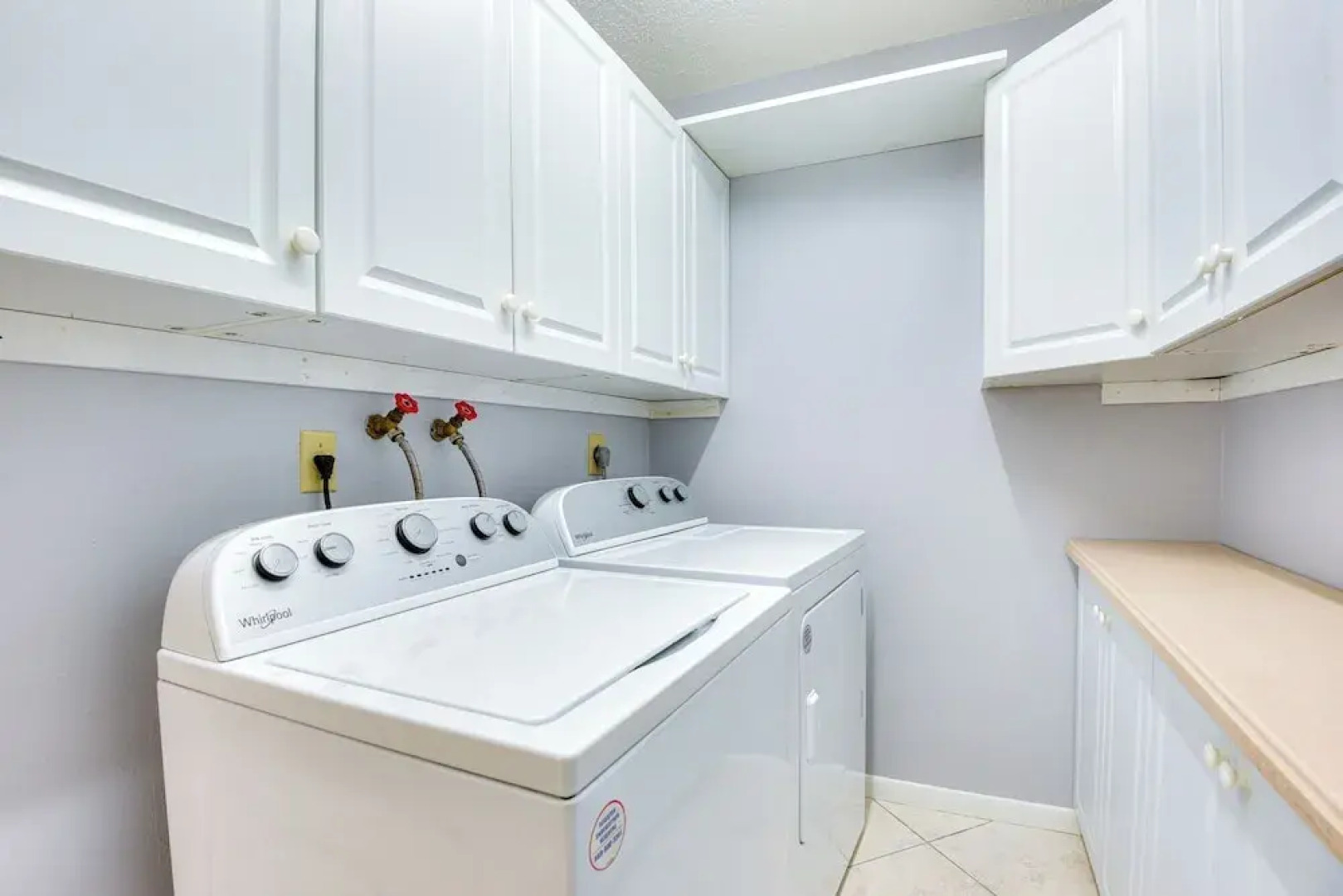 6 Mi to Beach, Beach Gear: Idyllic Bradenton Home