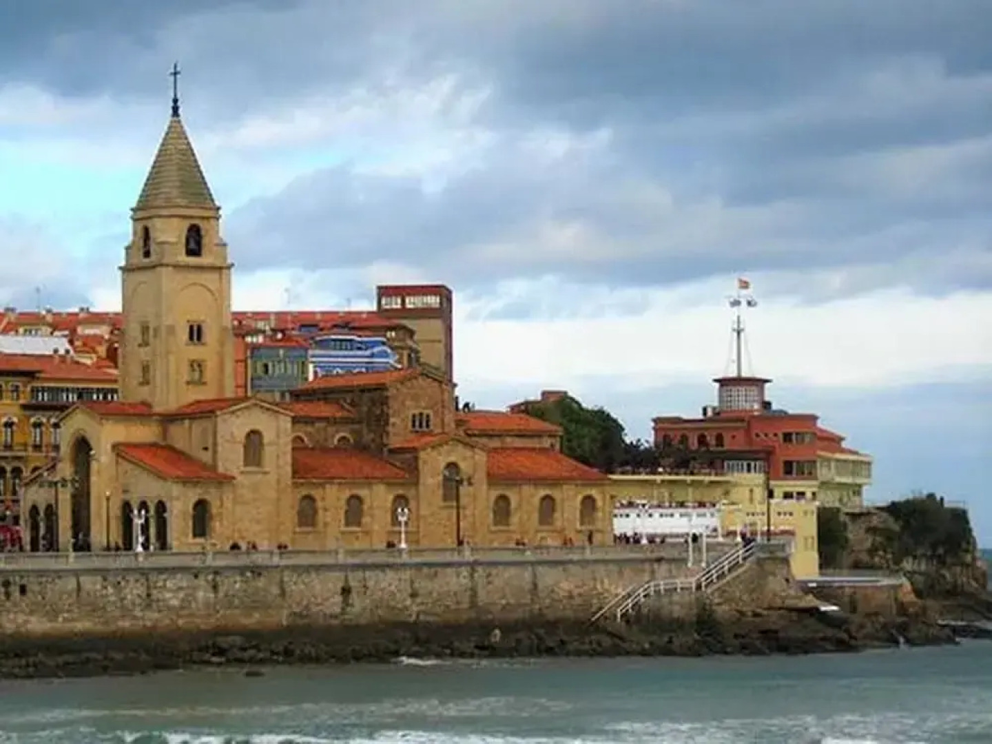 Belvilla by OYO Apartamento en Cimadevilla